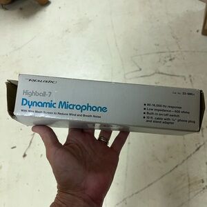 Realistic Highball-7 Dynamic Microphone Cat No. 33-986B T5